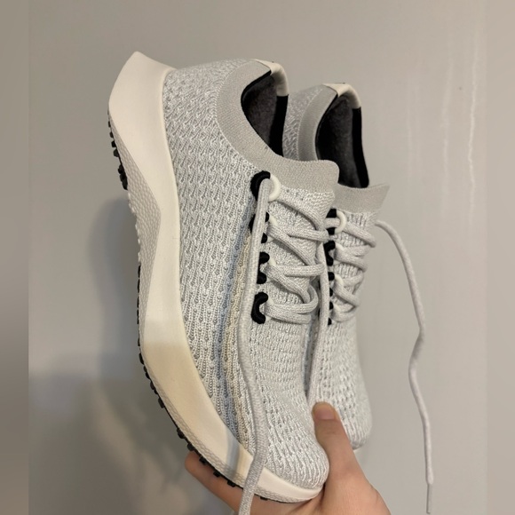 Allbirds Women’s Tree Dasher Sneaker - Picture 2 of 6